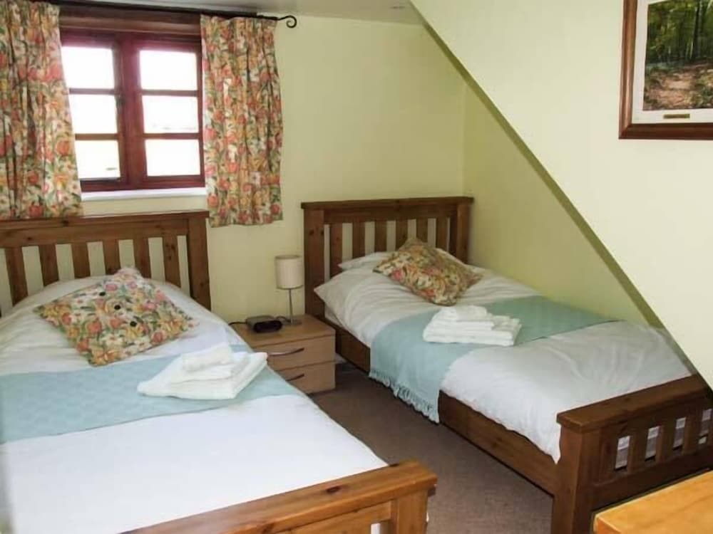 Bluebell Cottage view 4
