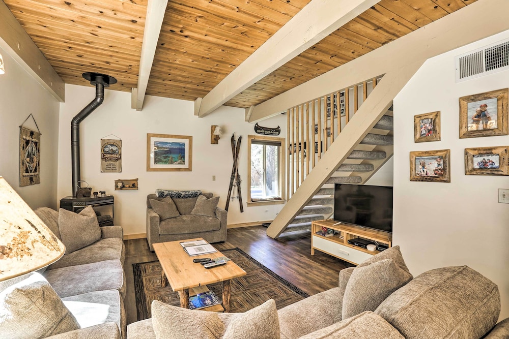 Lake Tahoe Vacations - Incline Village Cabin 3 Mi to Lake Tahoe! - Property Image 13