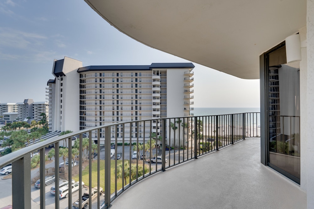 Luxury Panama City Beach Condo w/ Boat Slip!