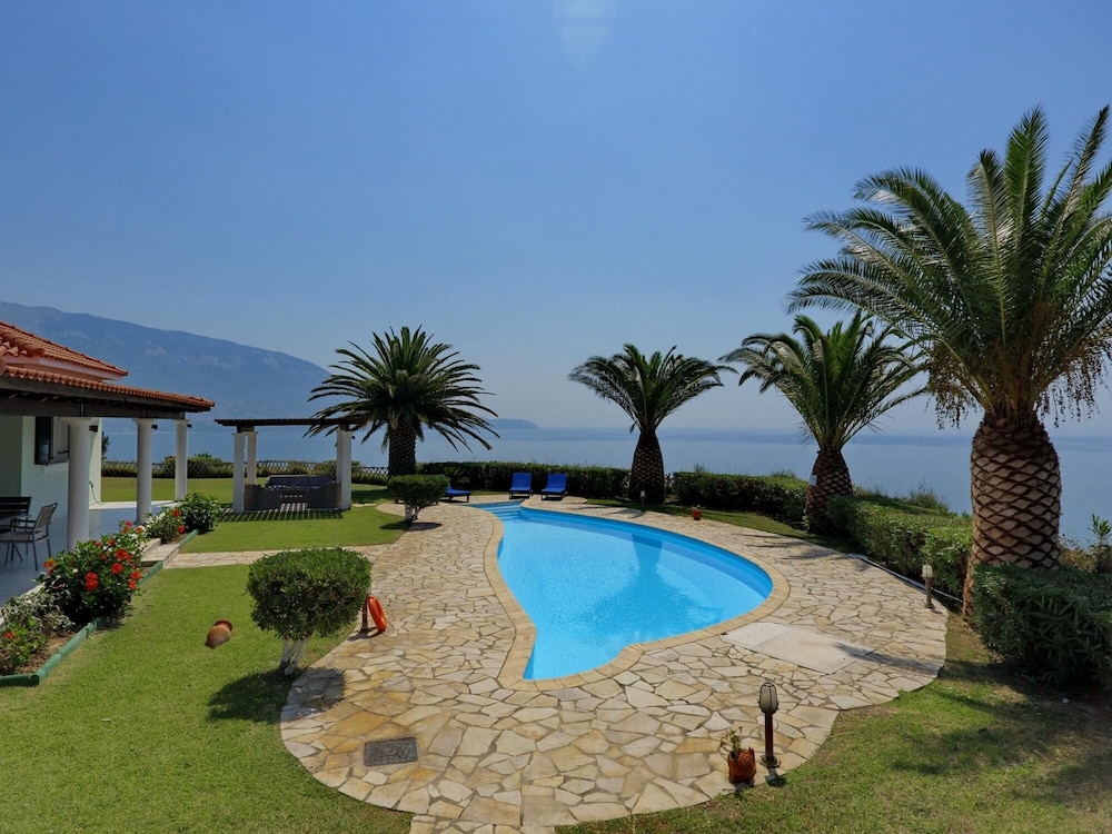 Villa Ermis in Spartia view 4