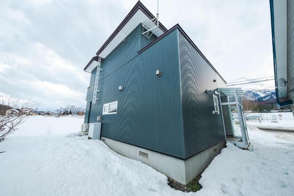 Kirin House