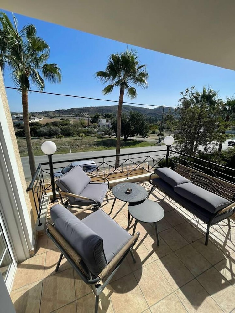 Amazing 4-bed Villa in Limassol