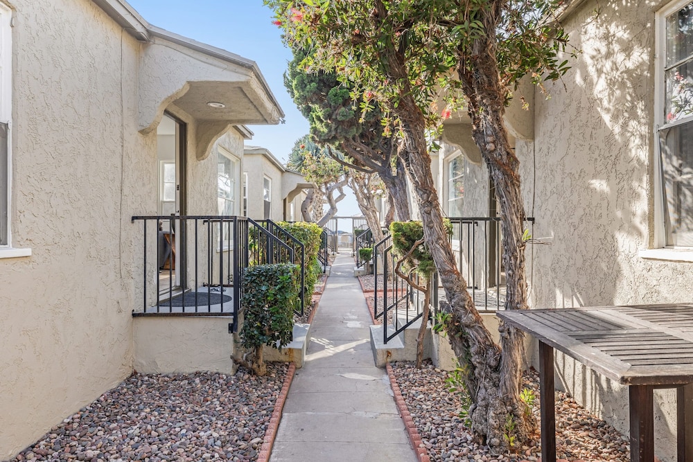 Ocean Blvd Apt 6 by Avantstay On Pacific Beach