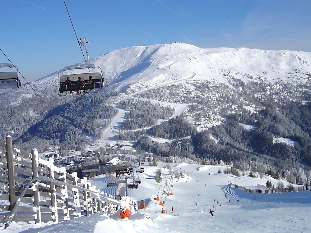 Apartment in Lungau Near Ski Lift