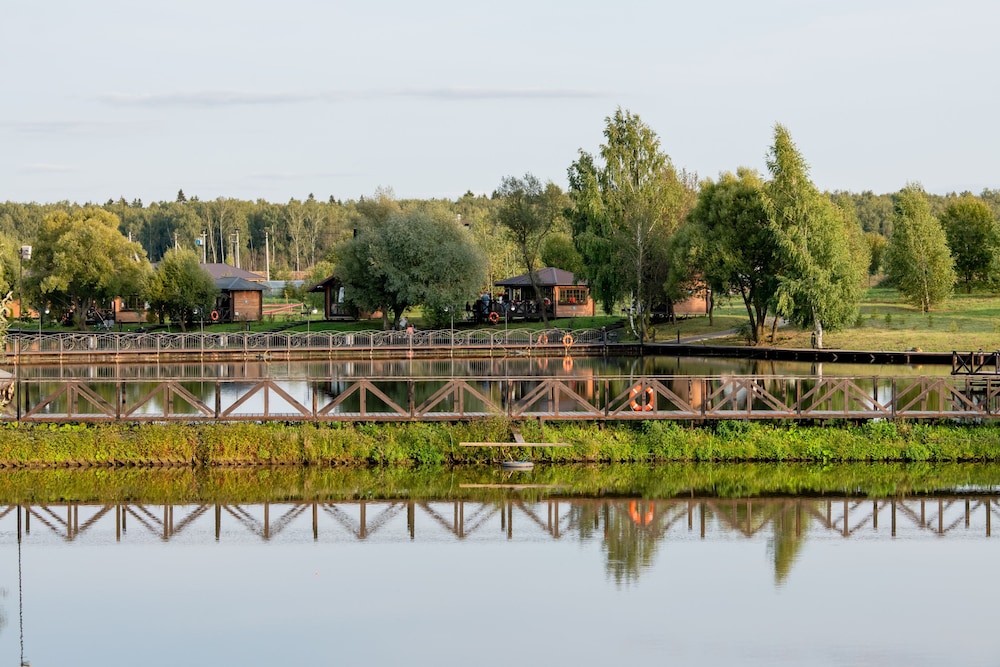 Fisherix Country Club