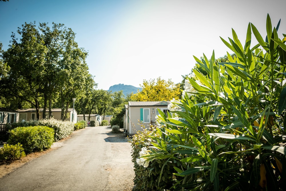 Camping Sunissim Le Bois Fleuri