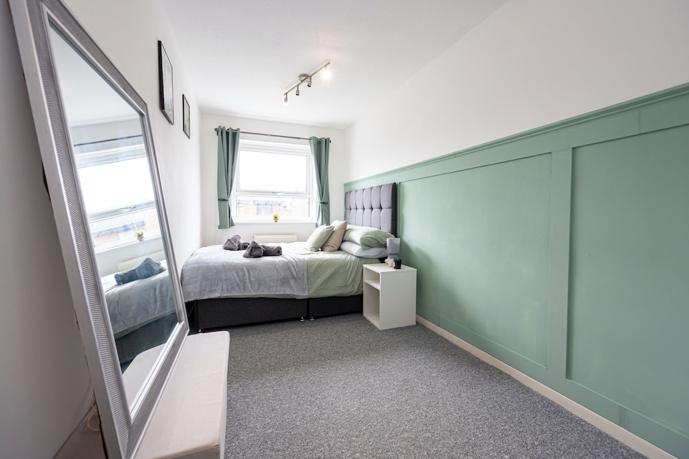Relaxing 4BR Near City Centre
