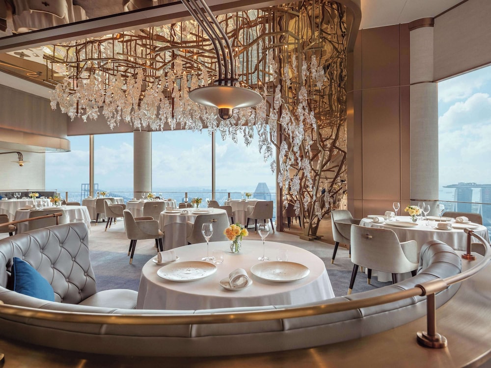 Swissotel The Stamford Singapore 56