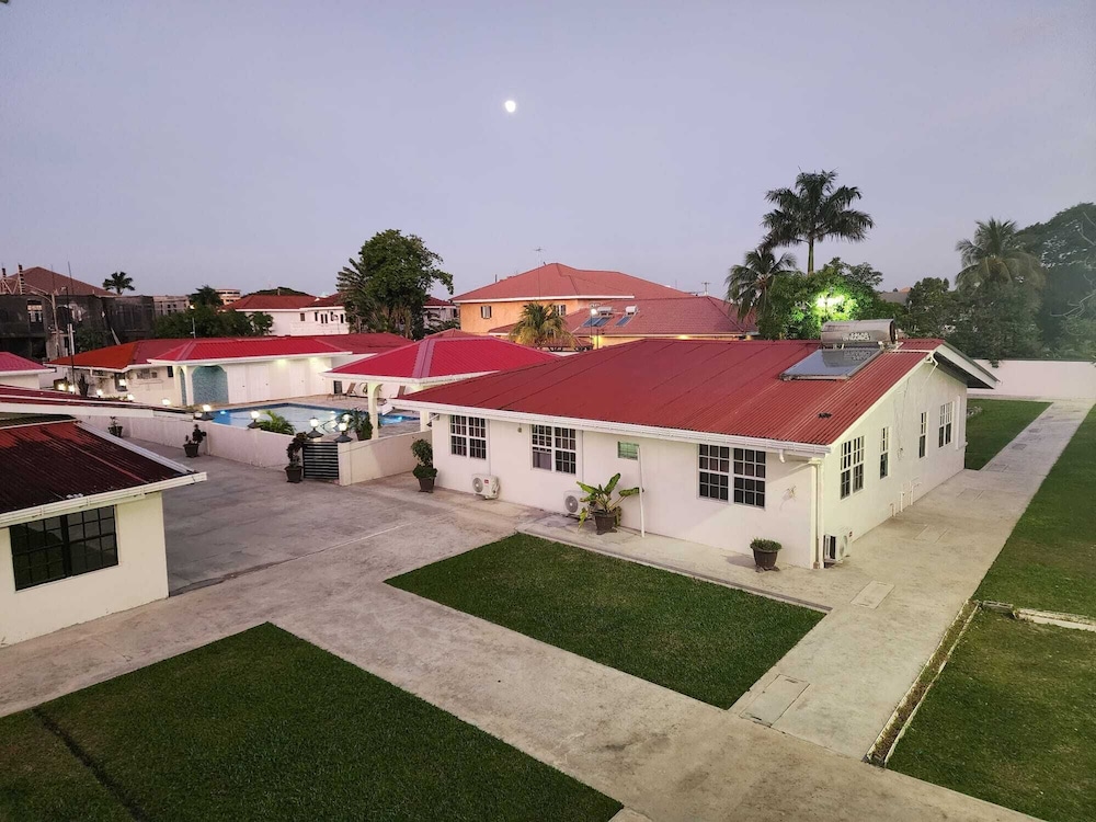 Ideal Executive Suites