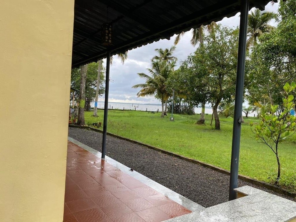 Lake Vechoor Villas By BRDGE HOSPITALITY