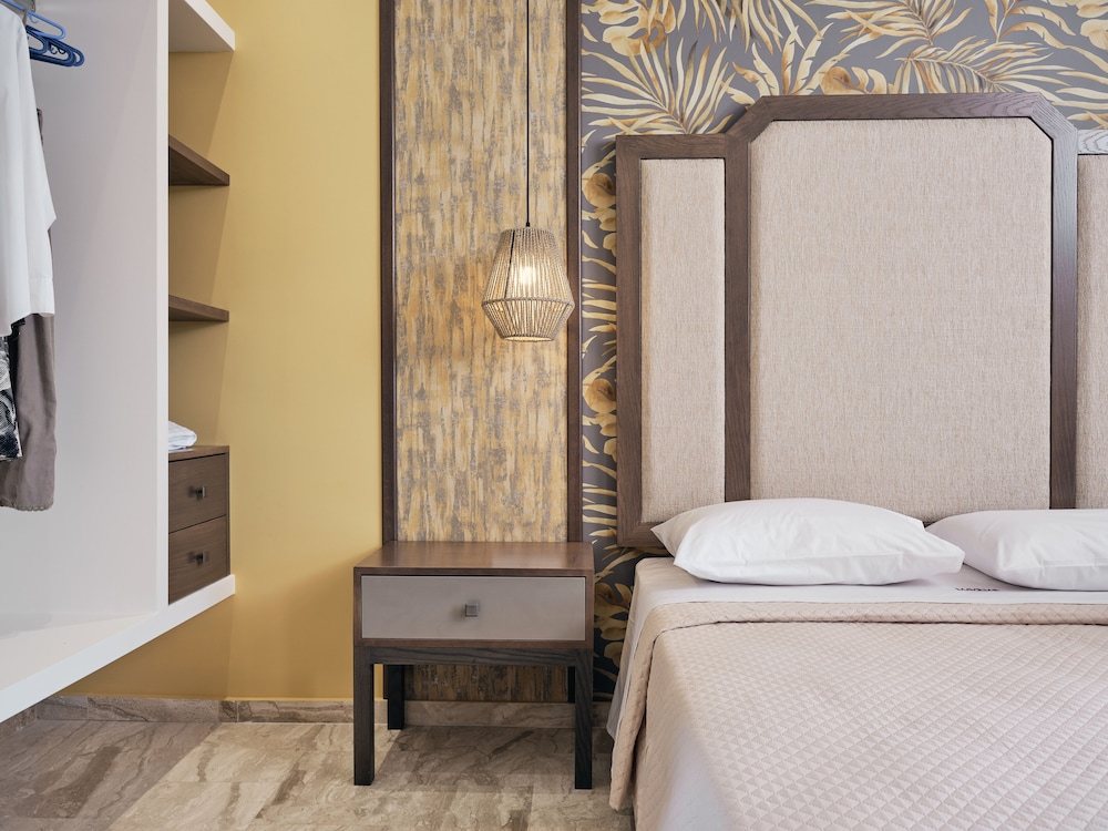 Mavrias Complex photo 4