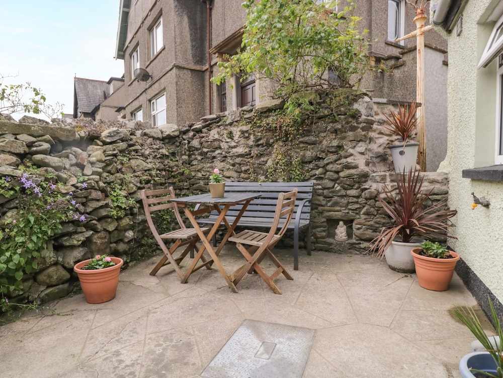 Mulberry Cottage