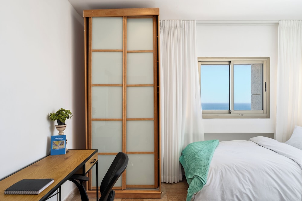 HaCarmel Beach Penthouse by Sea N Rent
