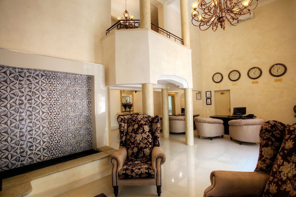 Johannesburg Vacations - 10 2nd Avenue Houghton Estate - Property Image 57