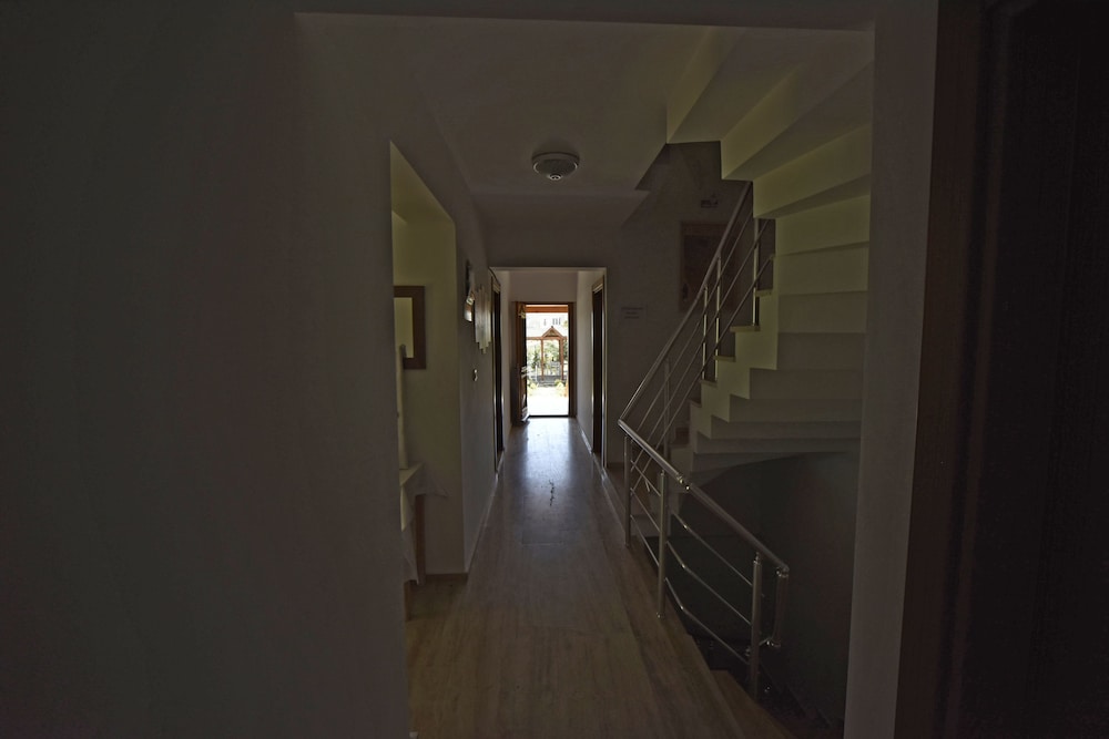 Le Mansion Otel