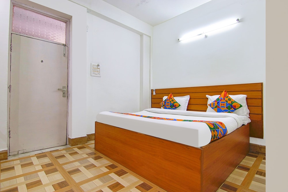 Fabhotel Sunita'S