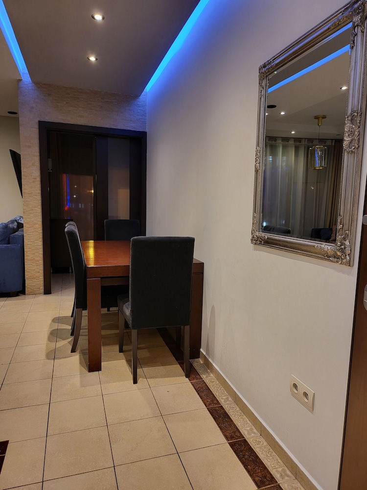 Amber Hostel