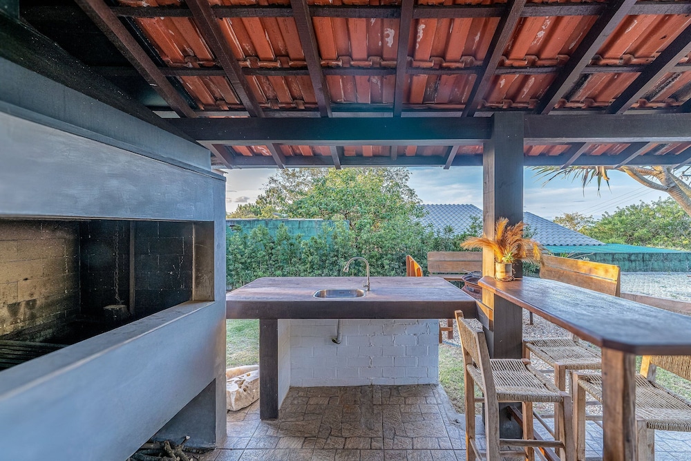 Casas Valley Design - Praia do Rosa - SC