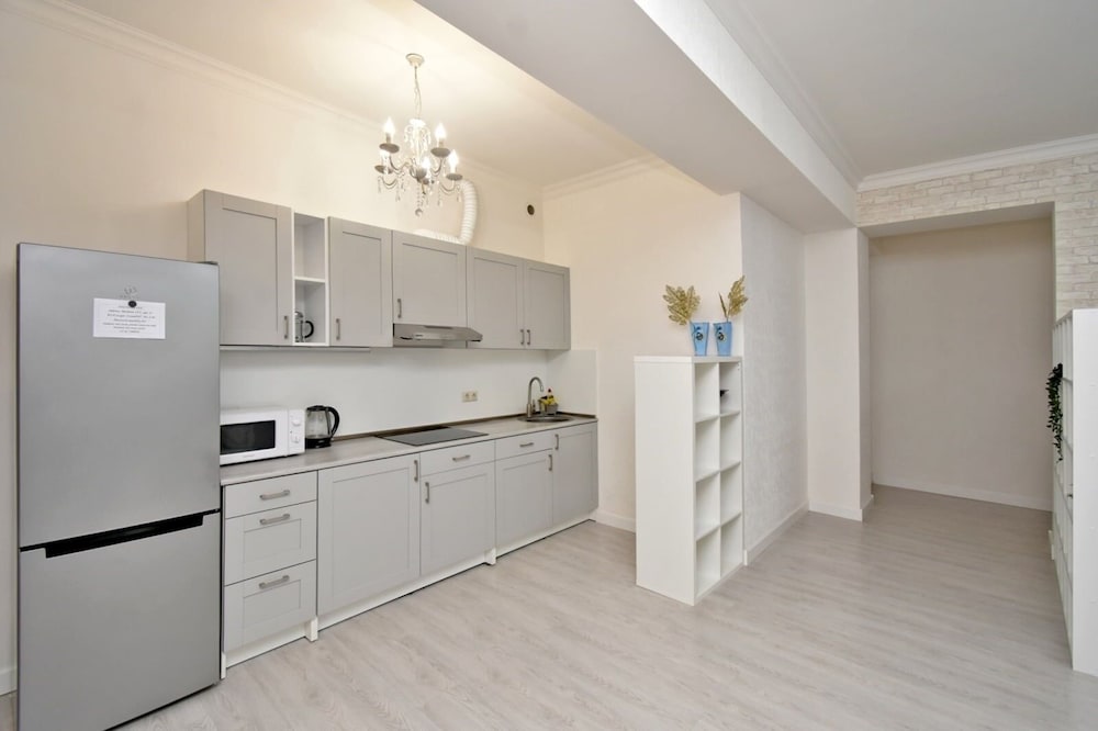 Apartment by Luxe Group MA331