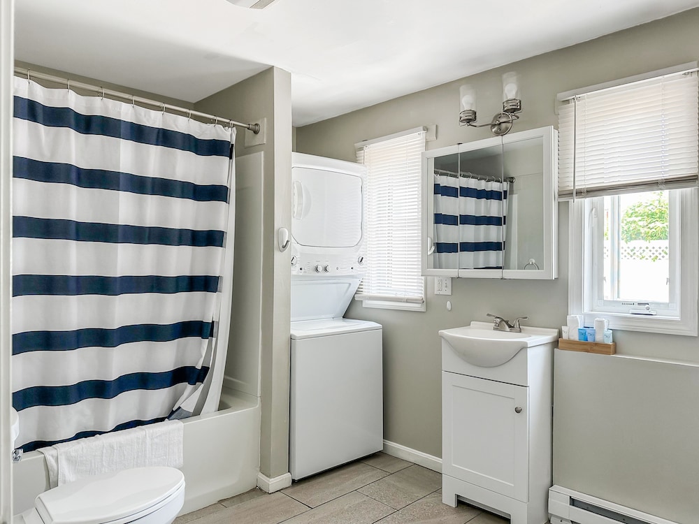 Ocean Air Suites - Property Image 13