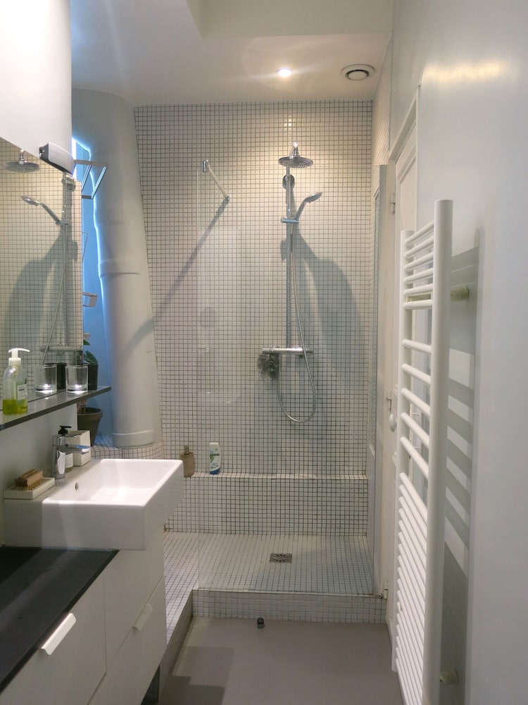 1 Bedroom in two Bedroom Luxe Marais Bretagne Citycosy