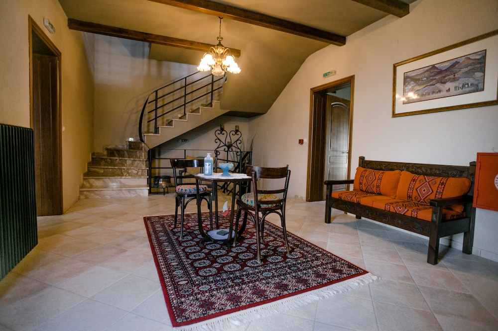 Lefkippos Mansion near Alexandroupolis view 4