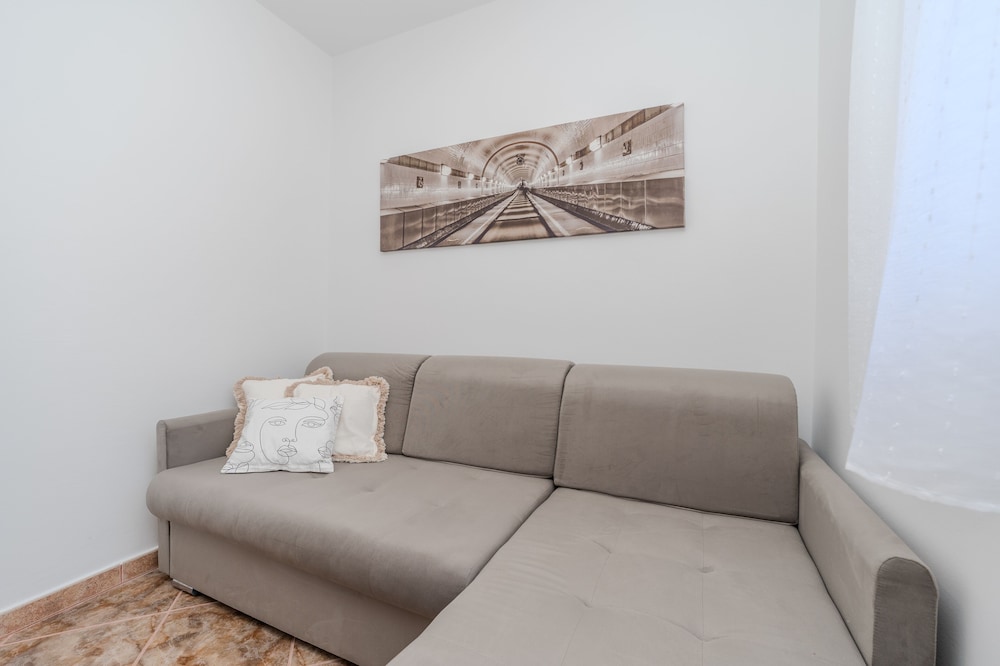 Apartment Plantosar