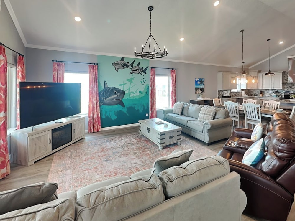 Shark's Tooth Beachfront