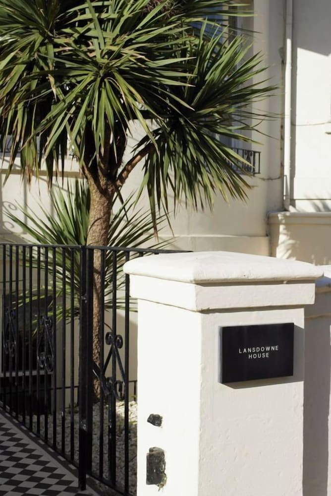 Lansdowne House