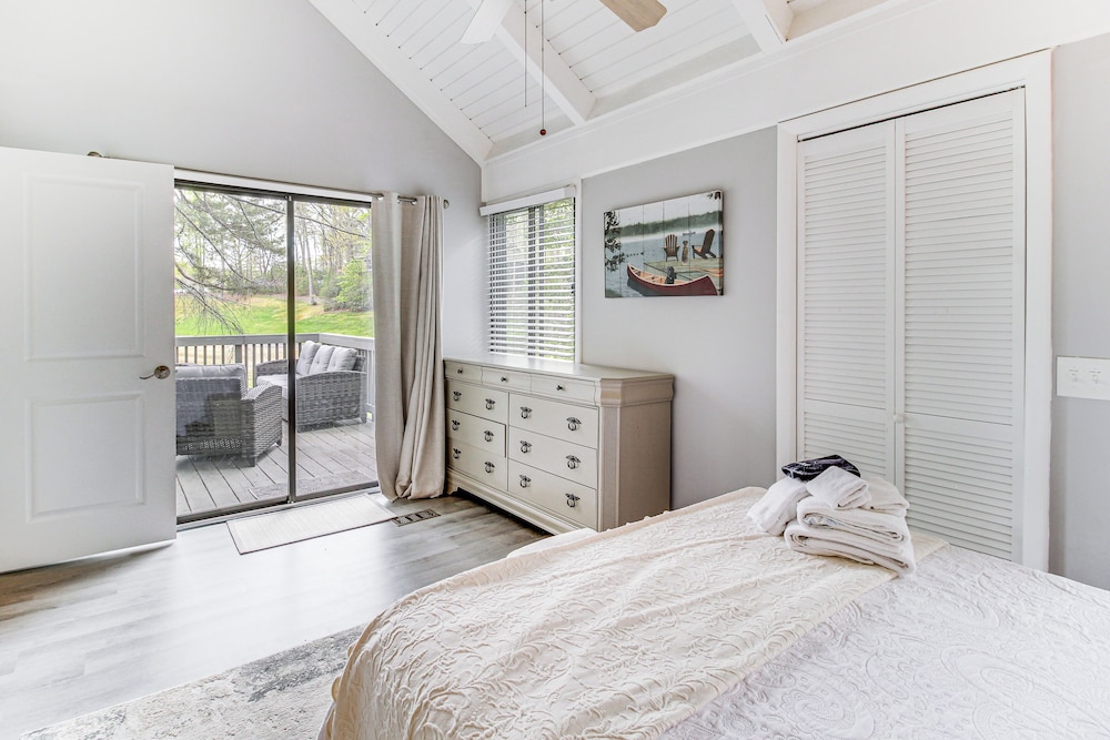 Lake & Golf Course Views: Big Canoe Home w/ Deck!