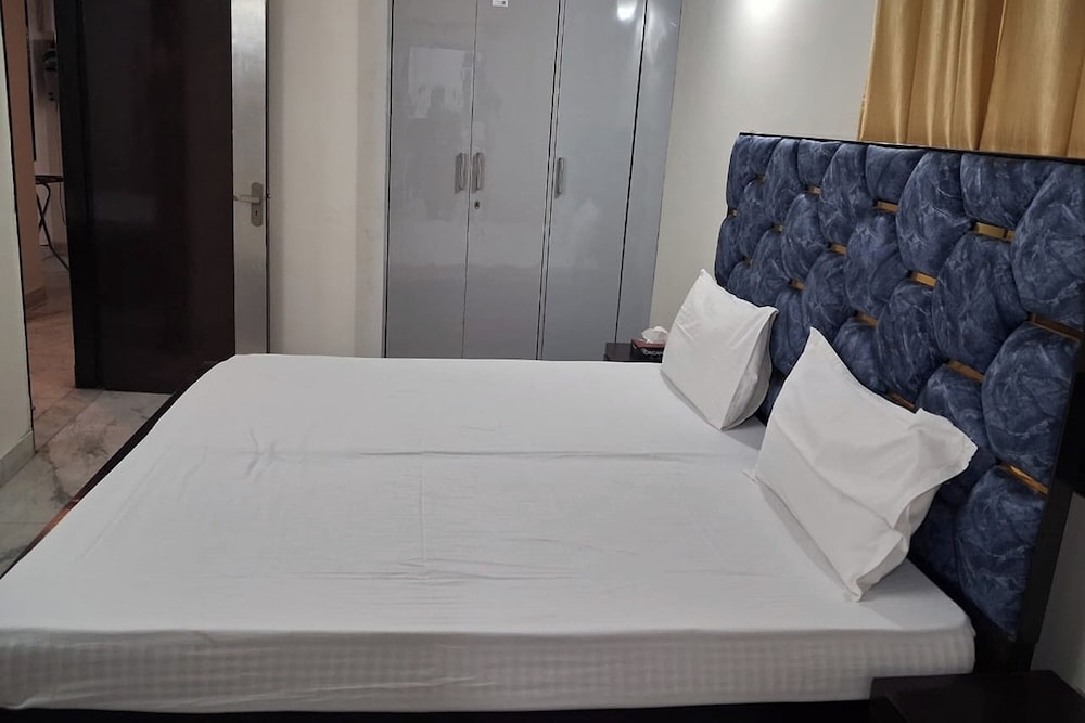 Metrolink Apartment & Suites-East Of Kailash