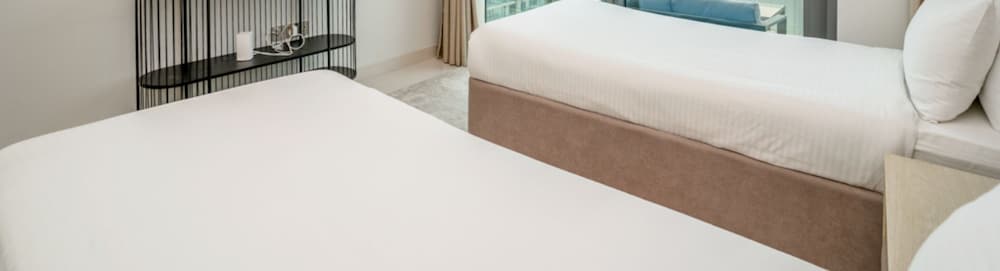 Homesgetaway- 2BR in Beach Vista Tower 2