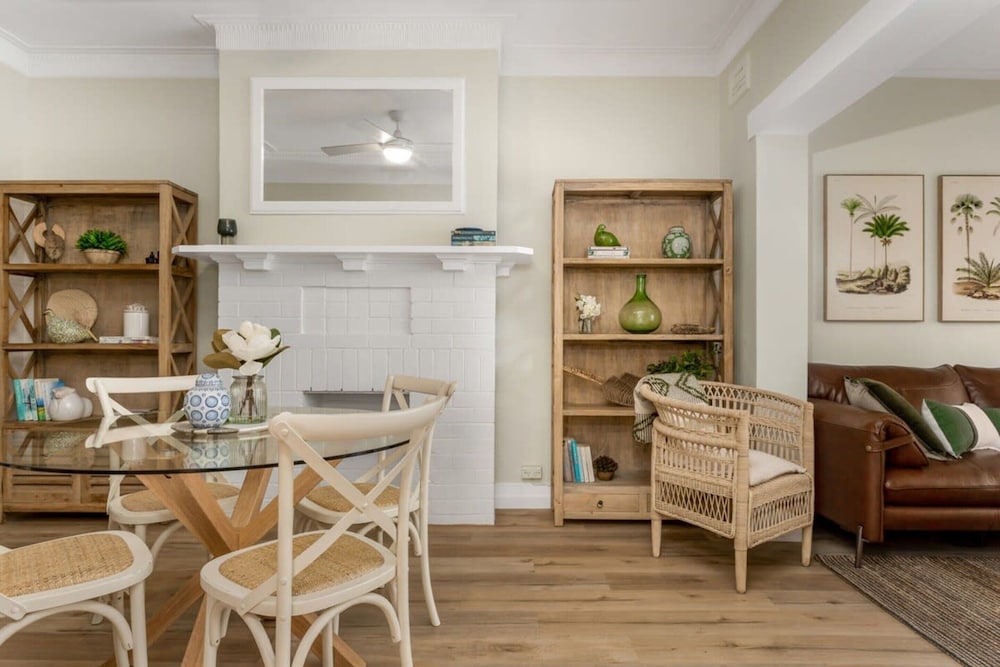 Spacious 2-bed Apartment in the Heart of Manly