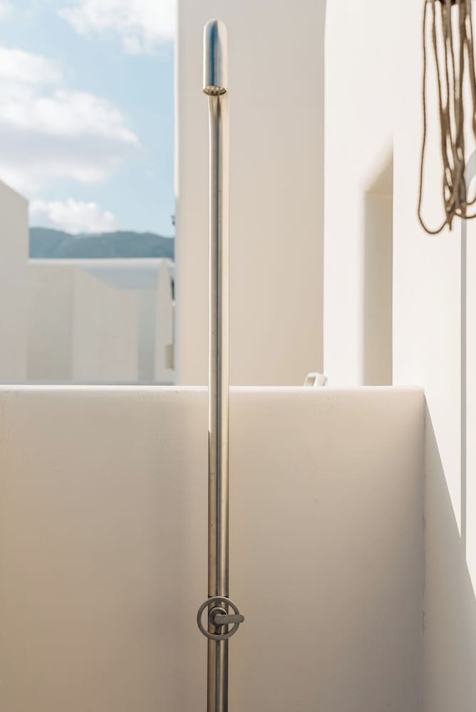 Erthā Suites with private pools