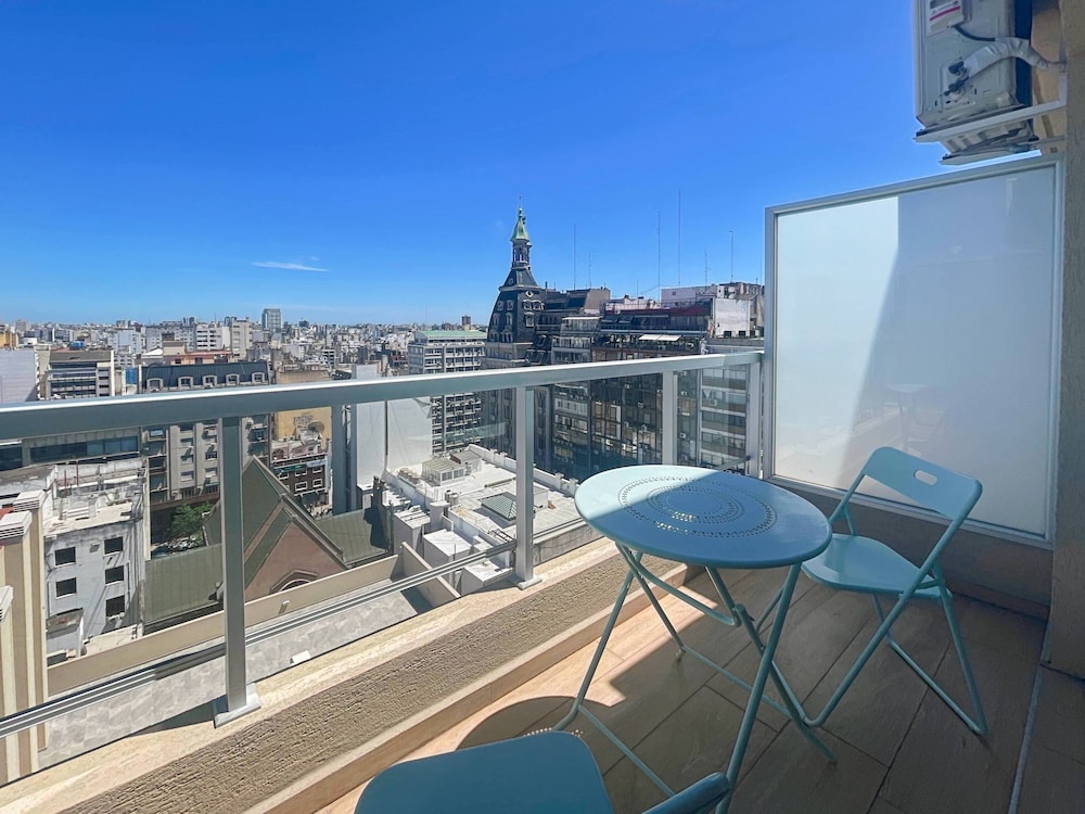 Modern & Cozy Studio in San Telmo w Swimming Pool and Exclusive Services