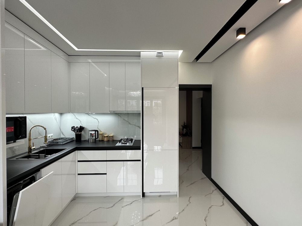 Apartment by Luxe Group MA777