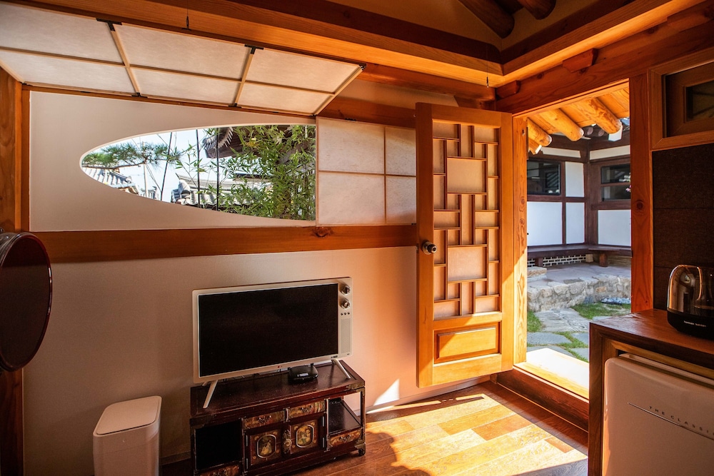 Soi Hanok Stay
