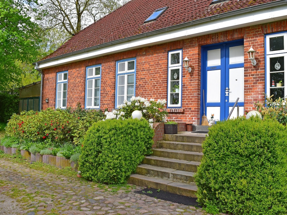 Apartment Near Wismar & Baltic Sea Beaches