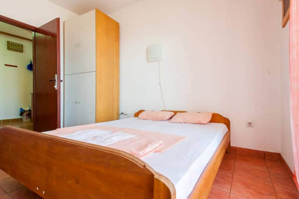 Prag Apartments & Rooms view 3