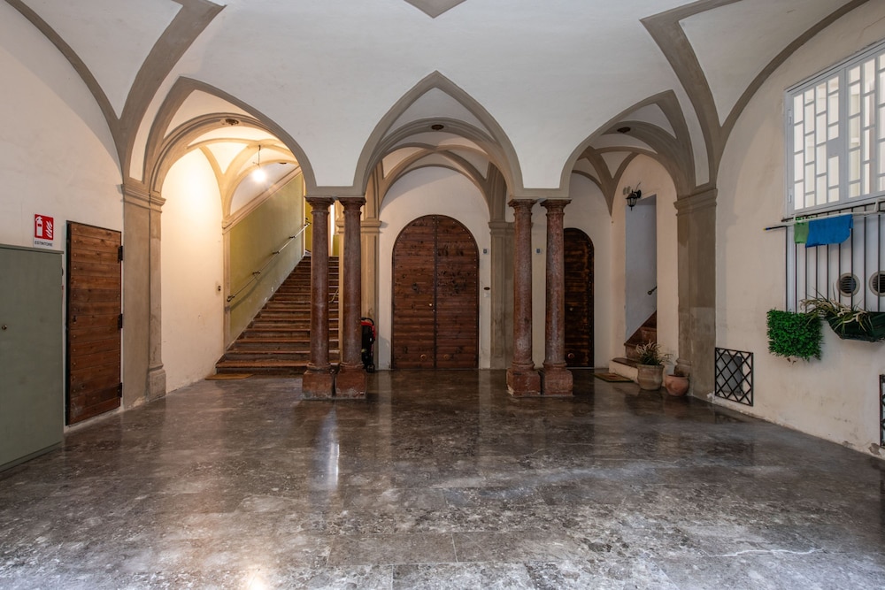 Alloro House With Terrace