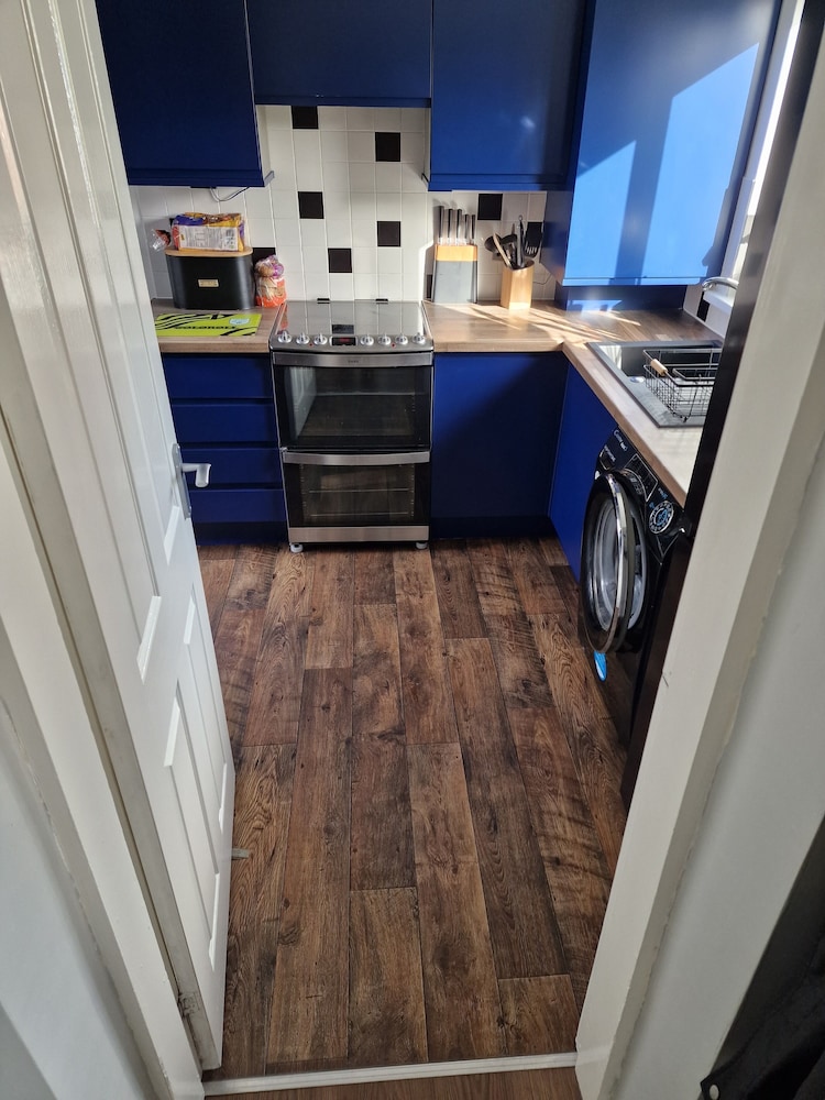 Detached Homestay With Private Rooms