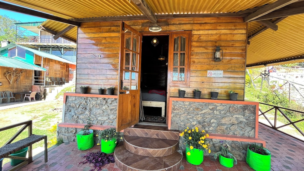 Mount Olympus Hood cabin