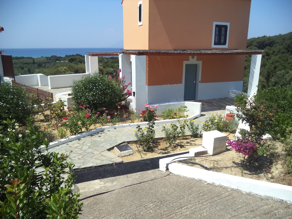 Ilis Villas