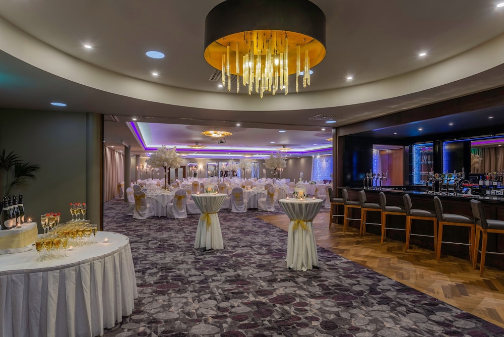 Athlone Vacations - Athlone Springs Hotel - Property Image 9