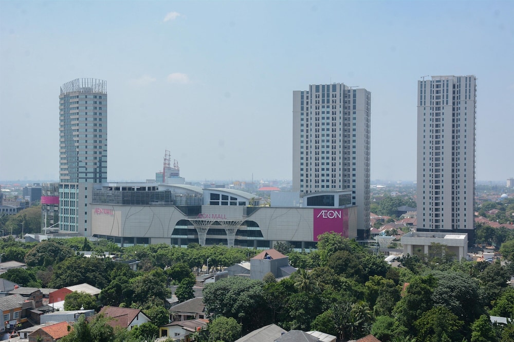 Minimalist 1Br At Kebagusan City Apartment view 2