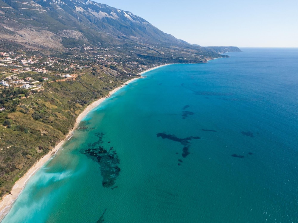 Villa Erasmia Large Private Pool Walk to Beach Sea Views A C Wifi - 2646 view 3