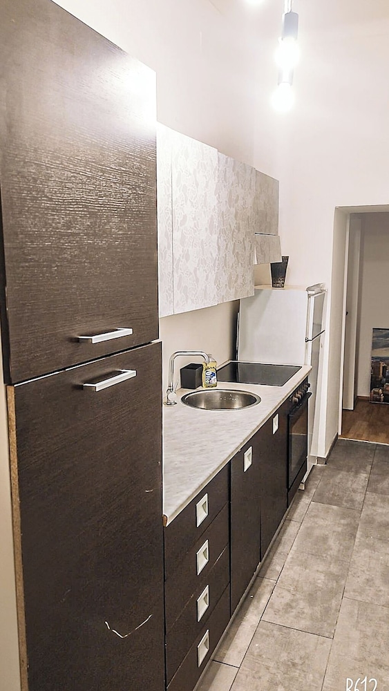 Modern 3BR Apartment Close to Belvedere