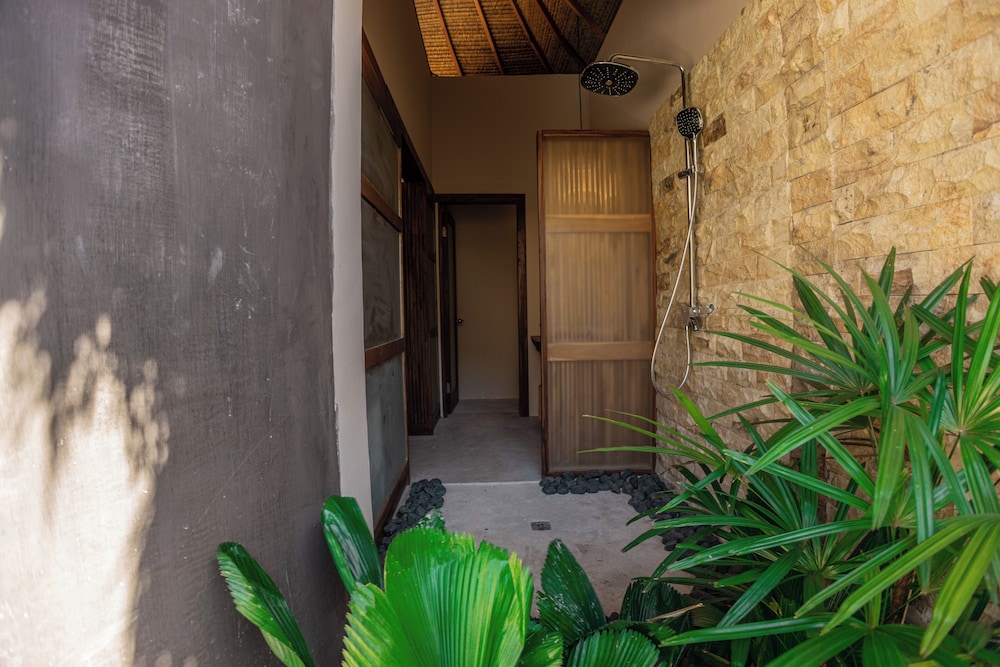 Lombok Souls