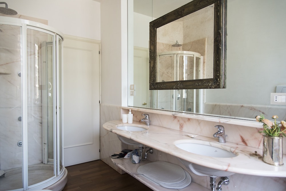 Charming & Elegant Flat near Centrale / Repubblica