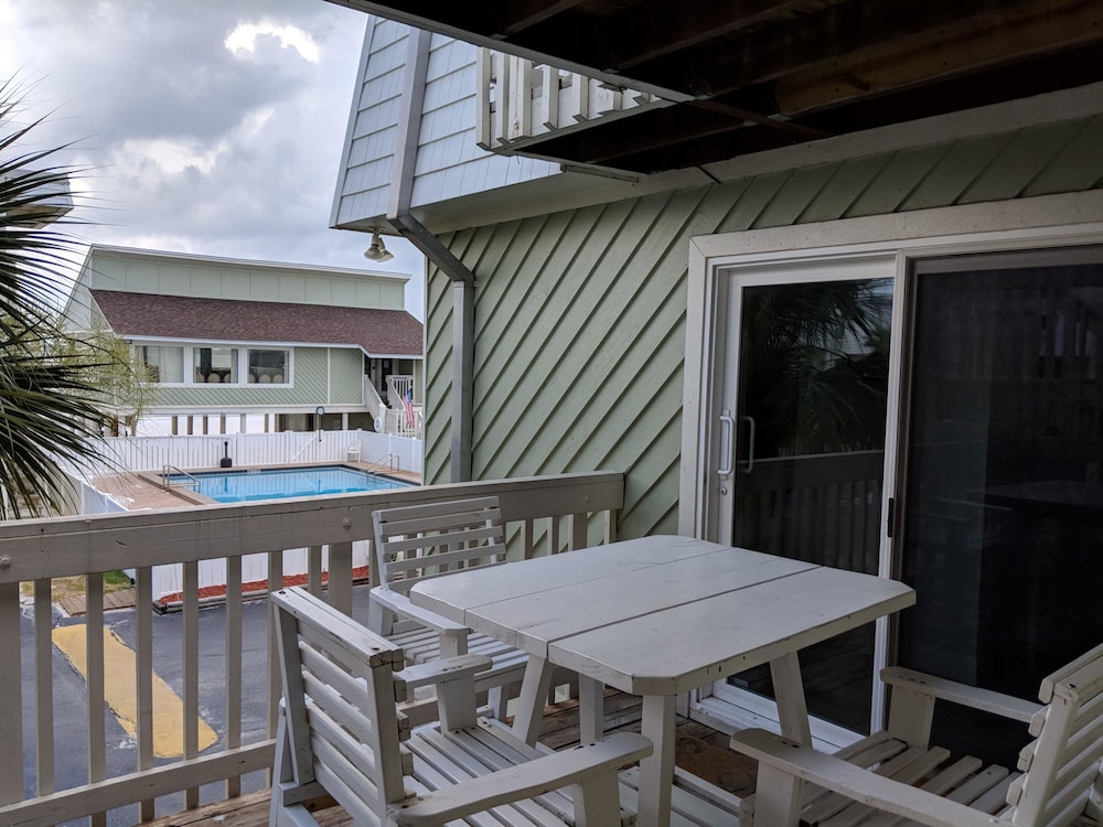 Boardwalk by Surfside VR